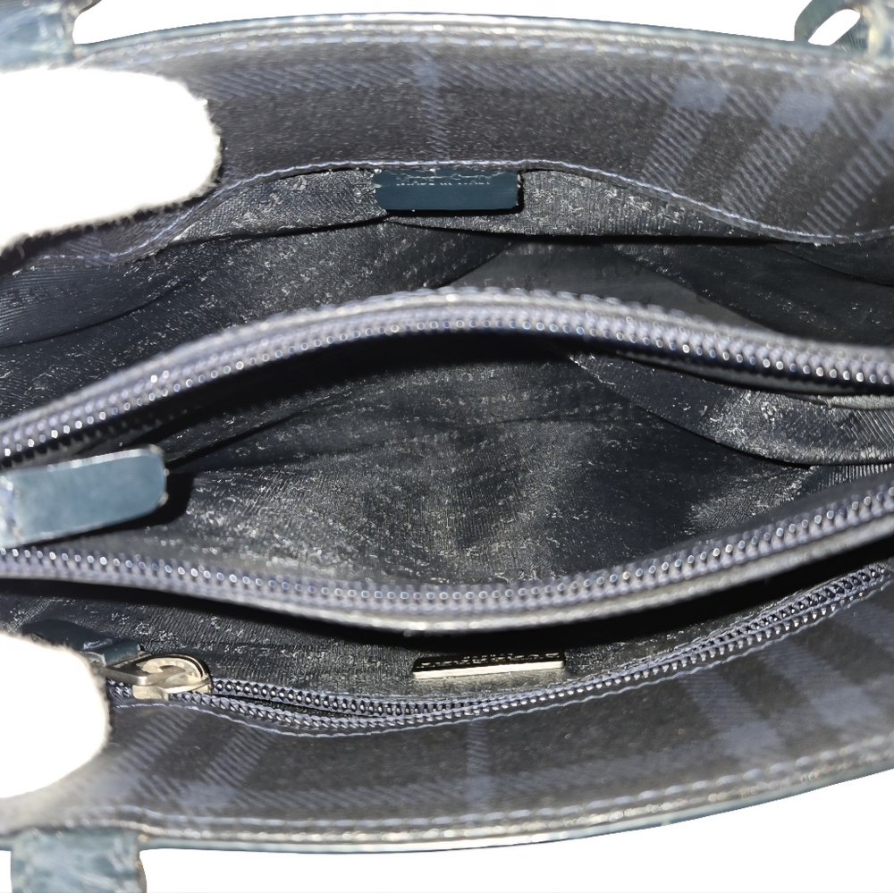 ⛔️SOLD⛔️Burberry Nova Check Canvas Leather Handbag (Navy) With COA - Picture 8 of 12